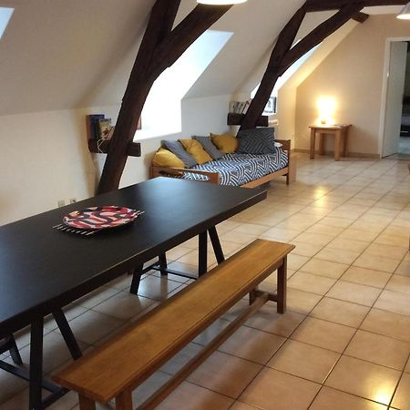 Appartement spacieux et lumineux au centre ville Tonnerre Extérieur photo