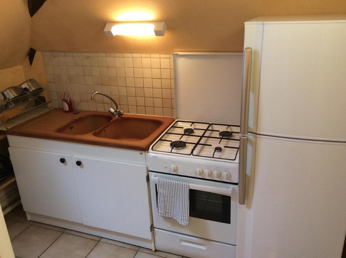 Appartement spacieux et lumineux au centre ville Tonnerre Extérieur photo
